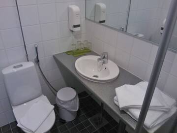 Фото номера Двухместный номер с 2 отдельными кроватями Отель Hotel Tuulonen г. Tuulos 2